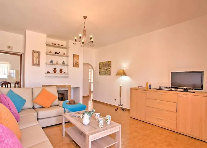 Villa Guita Family House